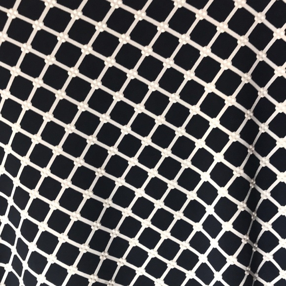 Avenue top size 22 24 long sleeves navy square pattern white office core - Picture 5 of 10